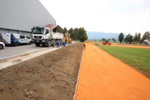 BREŽINA OB ŠPORTNI DVORANI CERKNICA 02 FOTO LJUBO VUKELIČ